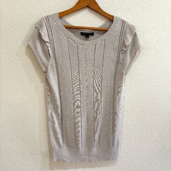 Banana Republic Tops - Banana Republic Knit Sweater Top‎ Women’s Small Beige